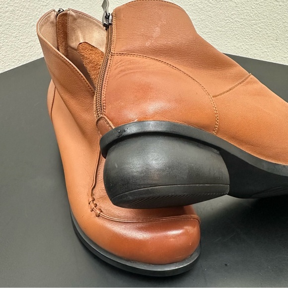 Rare HUMAND Ankle Boot Back Zip Rounded Block Heel Tan Brown Leather Woman 7.5 - Picture 8 of 11